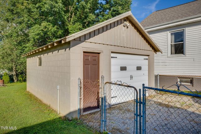 325 Cannon Street, Kingsport, TN 37664