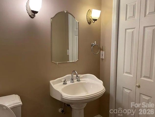 9126 S Providence Road, Waxhaw, NC 28173