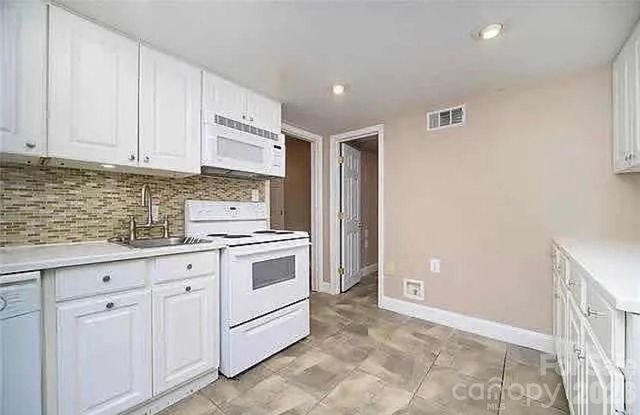 9126 S Providence Road, Waxhaw, NC 28173