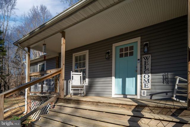 435 HALLS STORE RD, Mineral, VA 23117