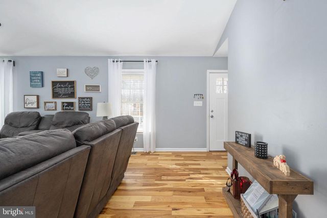 435 HALLS STORE RD, Mineral, VA 23117