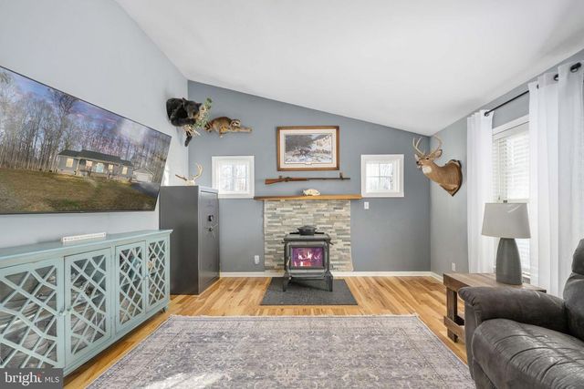 435 HALLS STORE RD, Mineral, VA 23117