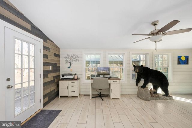 435 HALLS STORE RD, Mineral, VA 23117