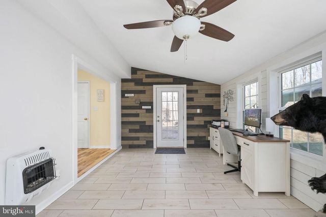 435 HALLS STORE RD, Mineral, VA 23117