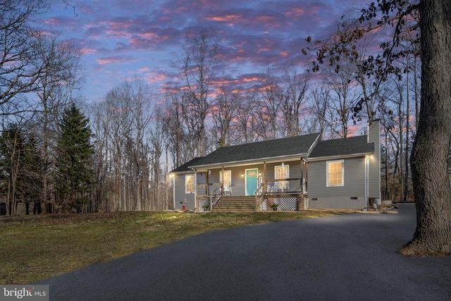 435 HALLS STORE RD, Mineral, VA 23117