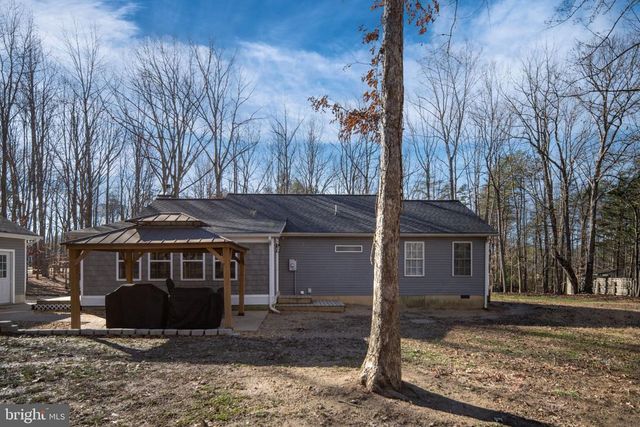 435 HALLS STORE RD, Mineral, VA 23117