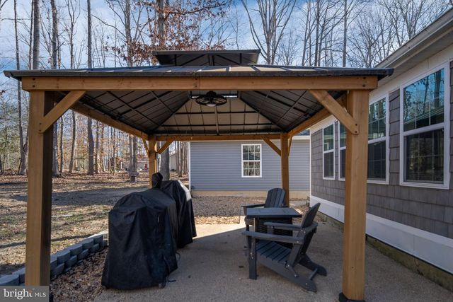 435 HALLS STORE RD, Mineral, VA 23117