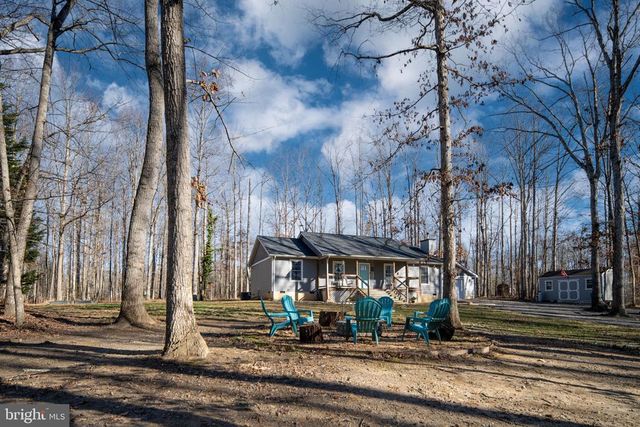 435 HALLS STORE RD, Mineral, VA 23117