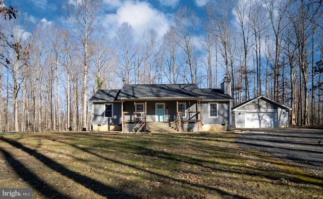 435 HALLS STORE RD, Mineral, VA 23117