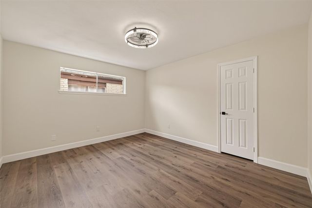7714 Renwick Drive M67, Houston, TX 77081