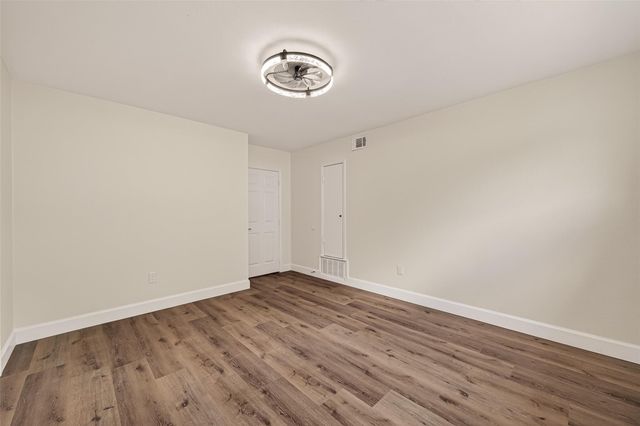 7714 Renwick Drive M67, Houston, TX 77081
