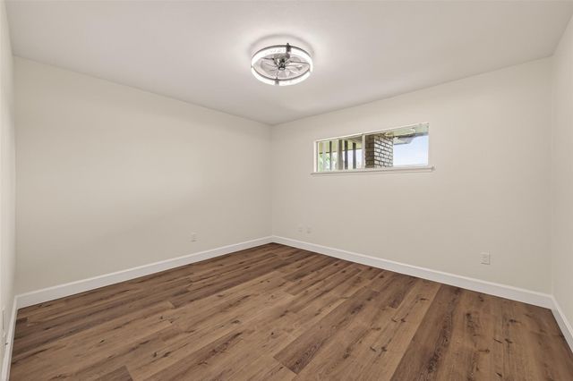 7714 Renwick Drive M67, Houston, TX 77081