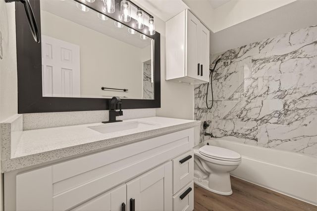 7714 Renwick Drive M67, Houston, TX 77081