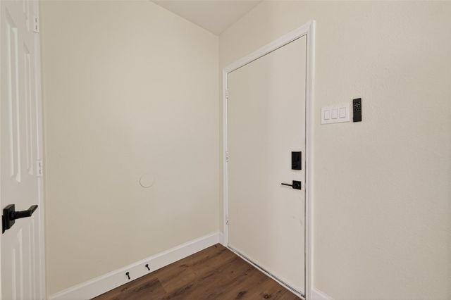 7714 Renwick Drive M67, Houston, TX 77081