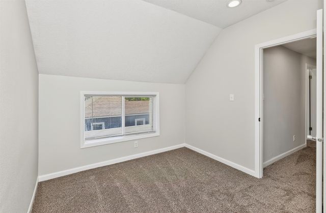 3315 1st Street, Des Moines, IA 50313