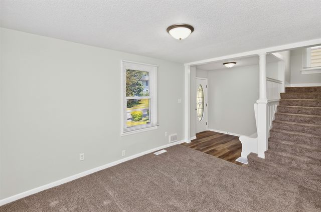 3315 1st Street, Des Moines, IA 50313