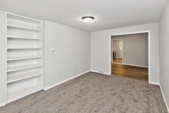 3315 1st Street, Des Moines, IA 50313