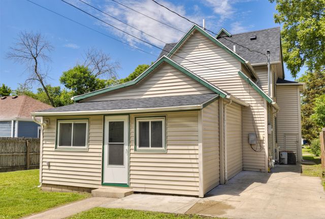 3315 1st Street, Des Moines, IA 50313