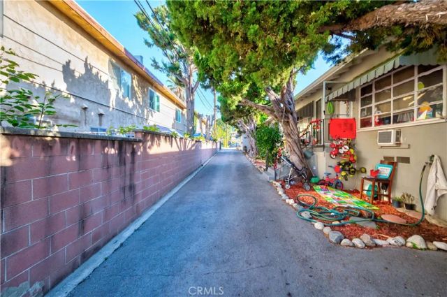 522 W Linwood Avenue, Monrovia, CA 91016