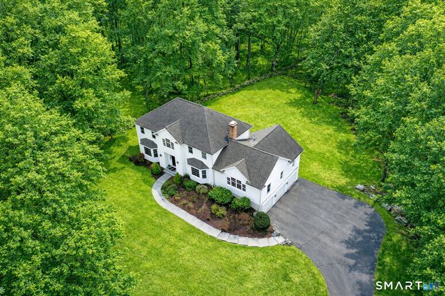 2 Eden Hill Road, Newtown, CT 06470
