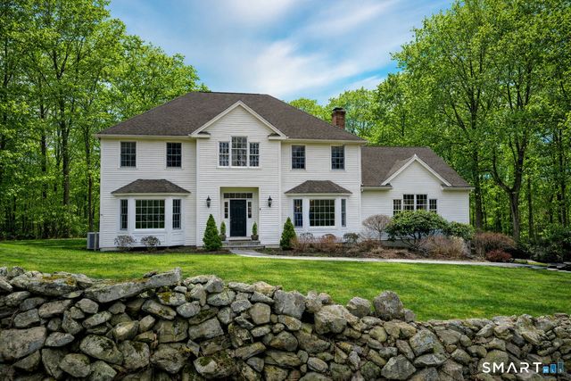 2 Eden Hill Road, Newtown, CT 06470