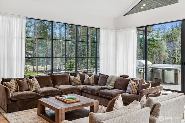 1501 Kokanee Loop, Cle Elum, WA 98922