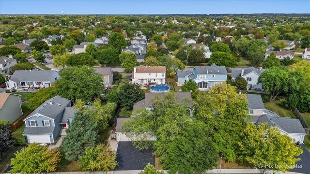 1820 Crofton Drive, Algonquin, IL 60102