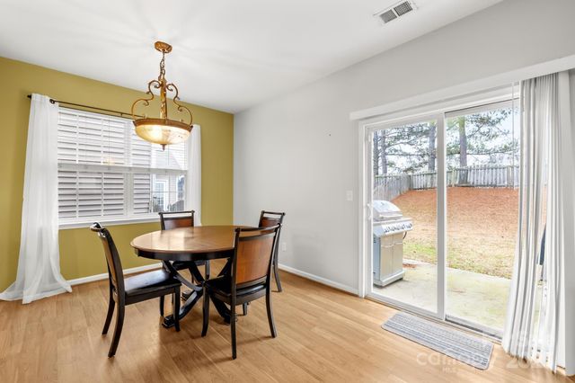 4124 Houldsworth Drive, Charlotte, NC 28213