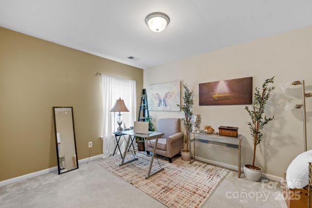 4124 Houldsworth Drive, Charlotte, NC 28213