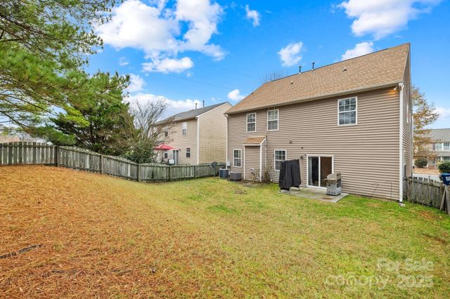 4124 Houldsworth Drive, Charlotte, NC 28213