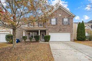 4124 Houldsworth Drive, Charlotte, NC 28213