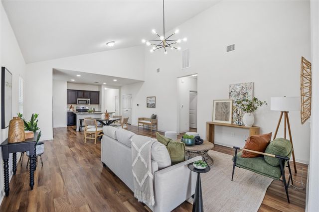 356 Shiner LN, Georgetown, TX 78626