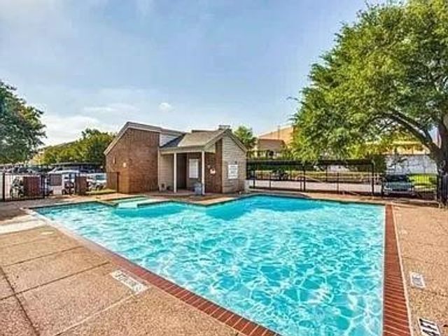 9747 Whitehurst Drive 87, Dallas, TX 75243