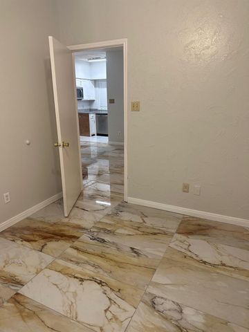 9747 Whitehurst Drive 87, Dallas, TX 75243