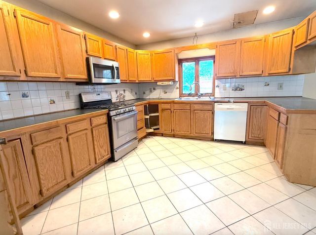 4 Forrestal Road, South Brunswick, NJ 08824