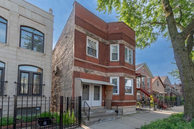 2821 S Emerald Avenue 1R, Chicago, IL 60616