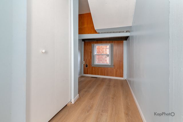 2821 S Emerald Avenue 1R, Chicago, IL 60616