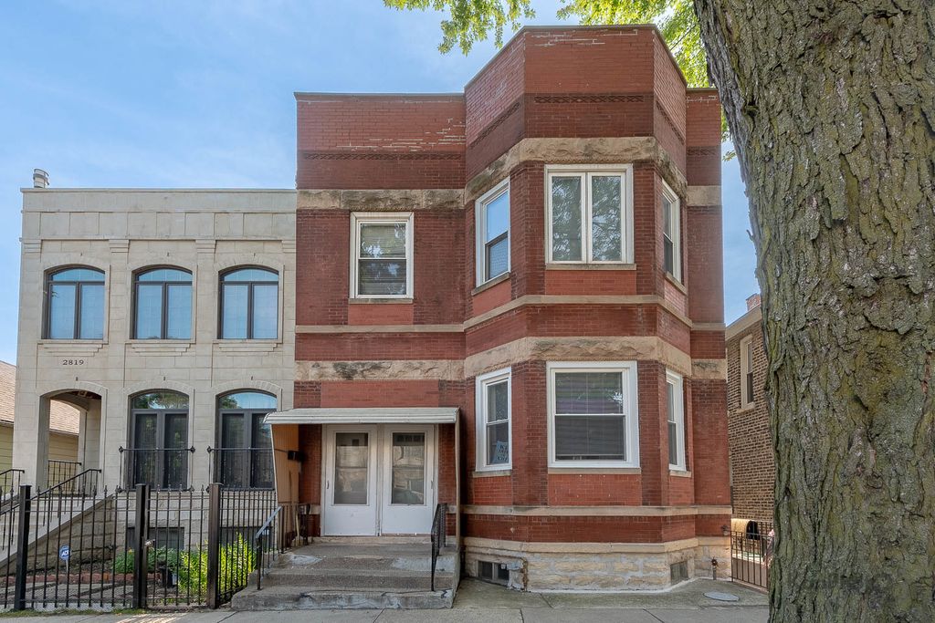 2821 S Emerald Avenue 1R, Chicago, IL 60616