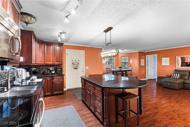 2631 South Buffalo Drive, Las Vegas, NV 89117