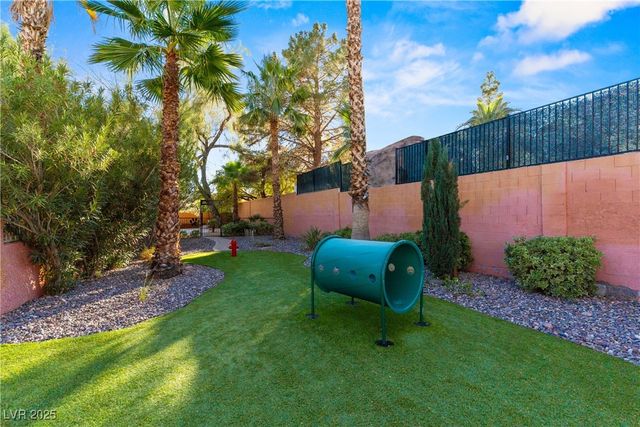 2631 South Buffalo Drive, Las Vegas, NV 89117