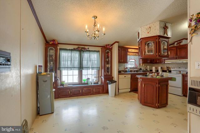 399 WINDY HILL RD, Liverpool, PA 17045