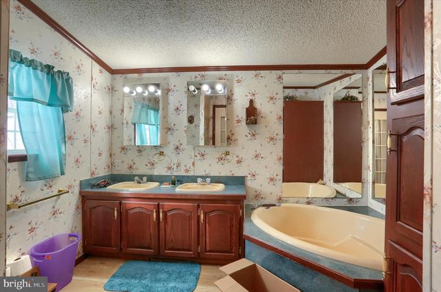 399 WINDY HILL RD, Liverpool, PA 17045