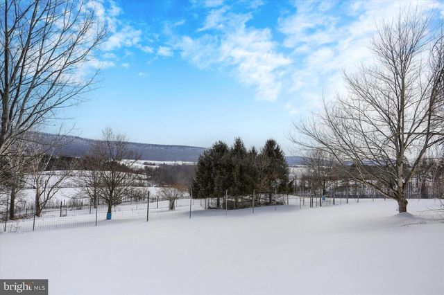 399 WINDY HILL RD, Liverpool, PA 17045