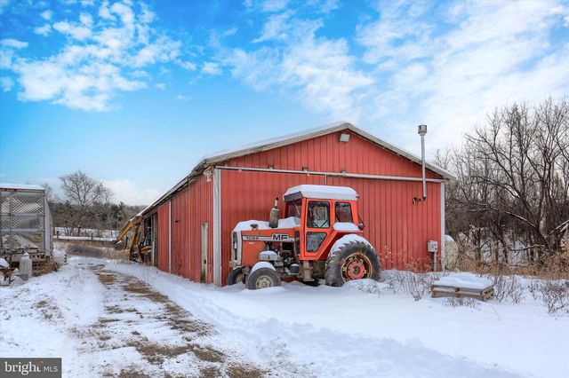 399 WINDY HILL RD, Liverpool, PA 17045