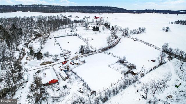 399 WINDY HILL RD, Liverpool, PA 17045