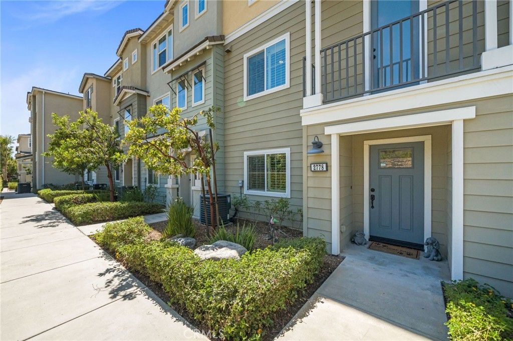 Image 2 of property listing at 2778 Daybreak, Pomona, CA 91767