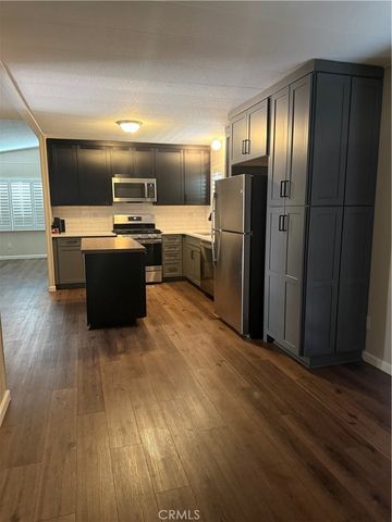 7501 Palm Ave, Yucca Valley, CA 92284