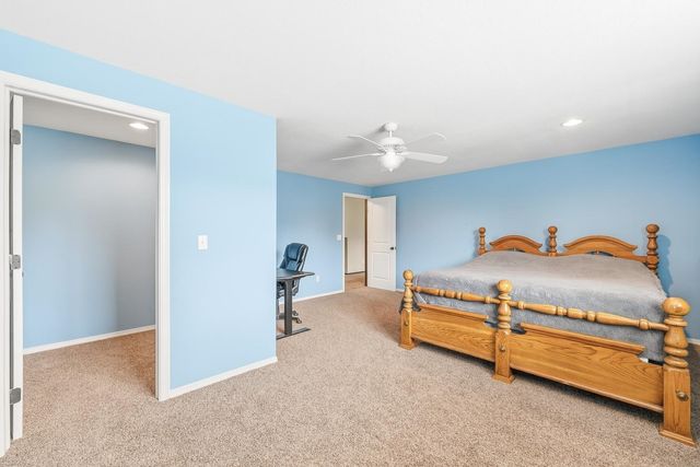 2511 N Ridgehurst, Wichita, KS 67228