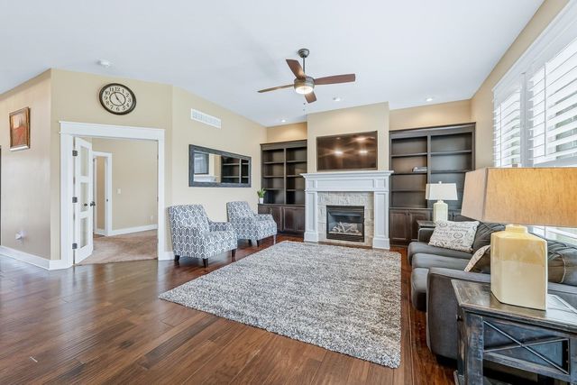2511 N Ridgehurst, Wichita, KS 67228