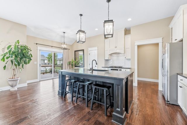 2511 N Ridgehurst, Wichita, KS 67228